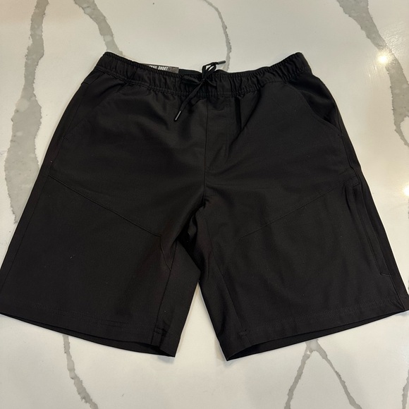 Gerry Weber Men's Black Trail Shorts - Picture 2 of 5